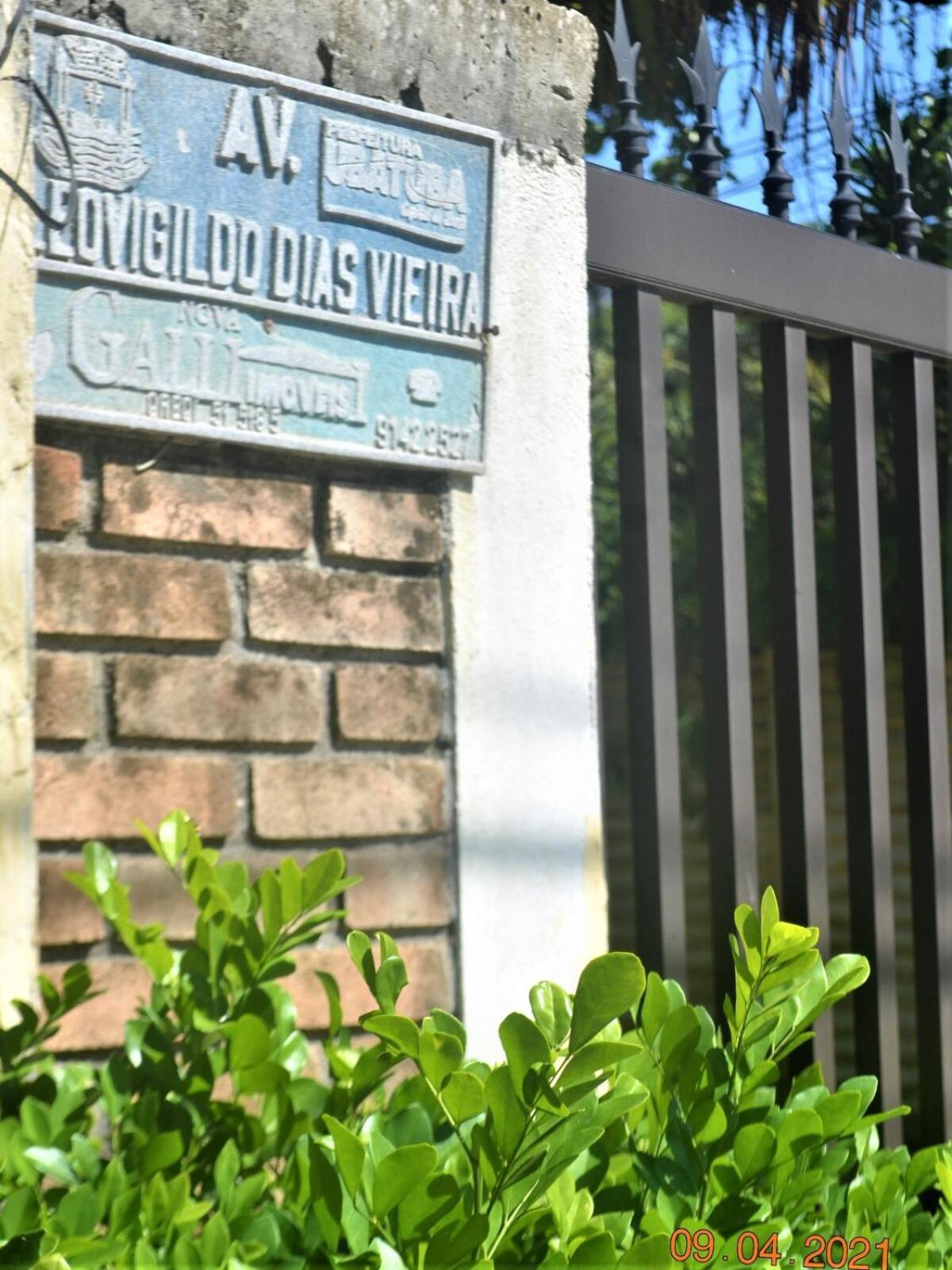 Ubatuba casa frente mar Exterior foto